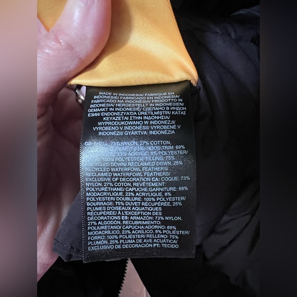 The North Face Arctic Waterproof 550-Fill-Power Down Parka Faux Fur Trim New - Picture 8 of 10